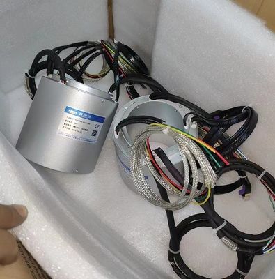 Se trata de una señal de precisión de combinación de anillos de deslizamiento integrados con certificación CE antiinterferencia.