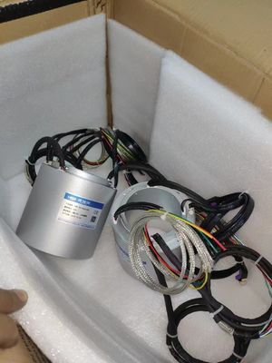 Se trata de una señal de precisión de combinación de anillos de deslizamiento integrados con certificación CE antiinterferencia.