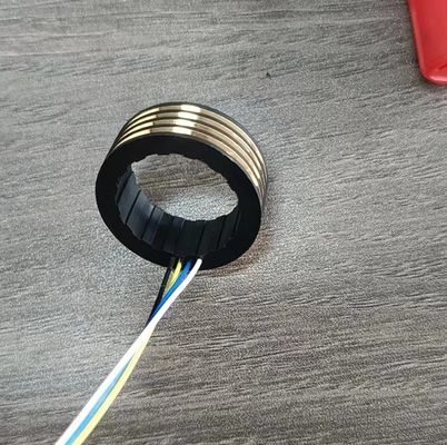 4P Distanza de pines Anillos de deslizamiento separados Anillo de deslizamiento de turbina eólica de personalización flexible